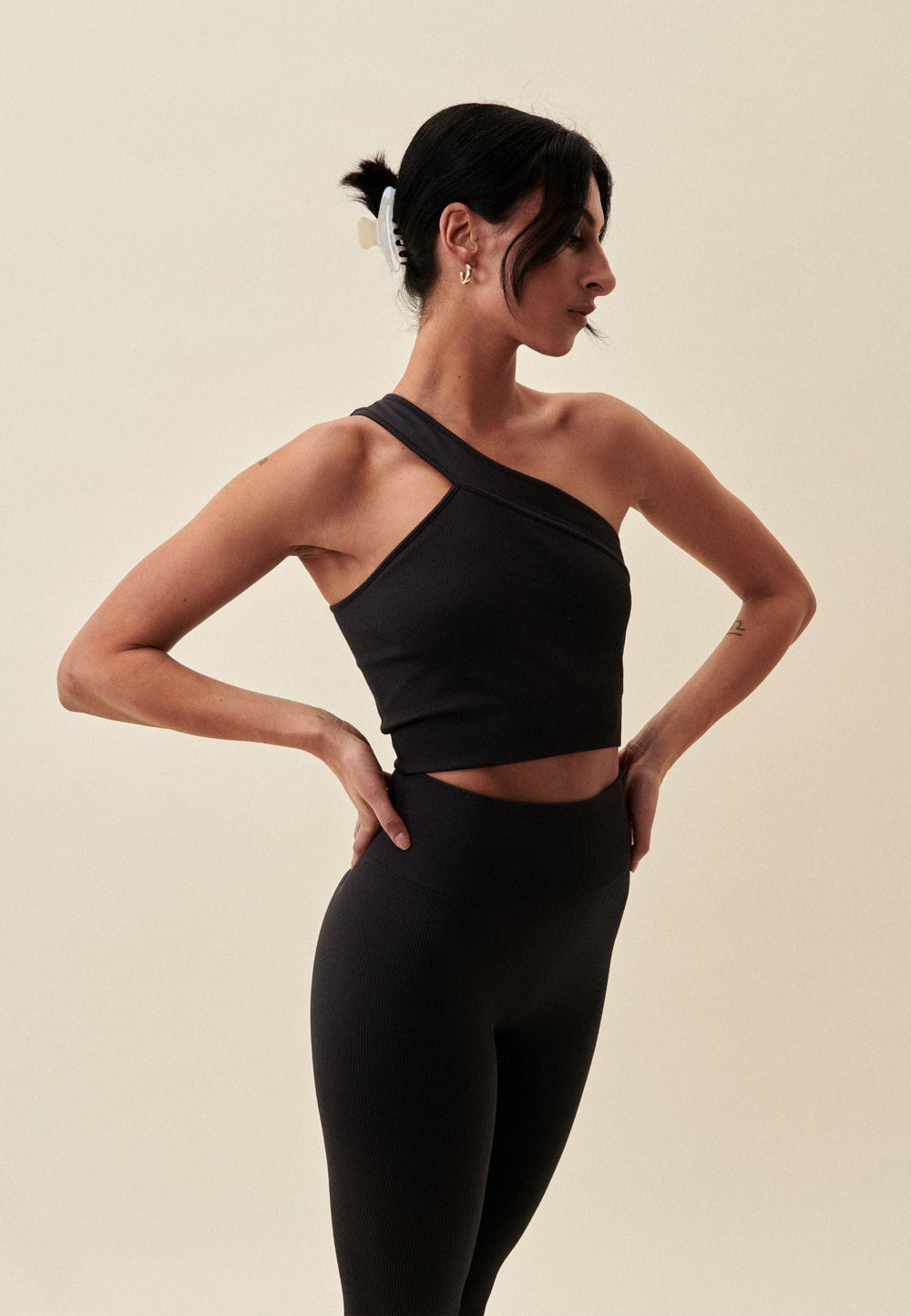 Ribbed Seamless One Shoulder Bra - Dusty Black Sisterly Tribe